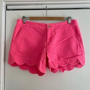 Lilly Pulitzer 5" Buttercup Scallop Hem Short